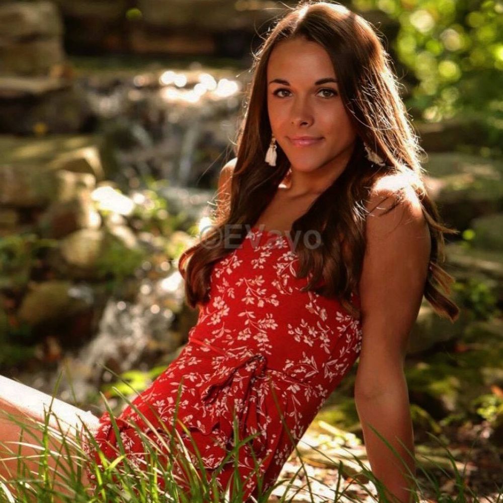 Meet your Posher, Celina